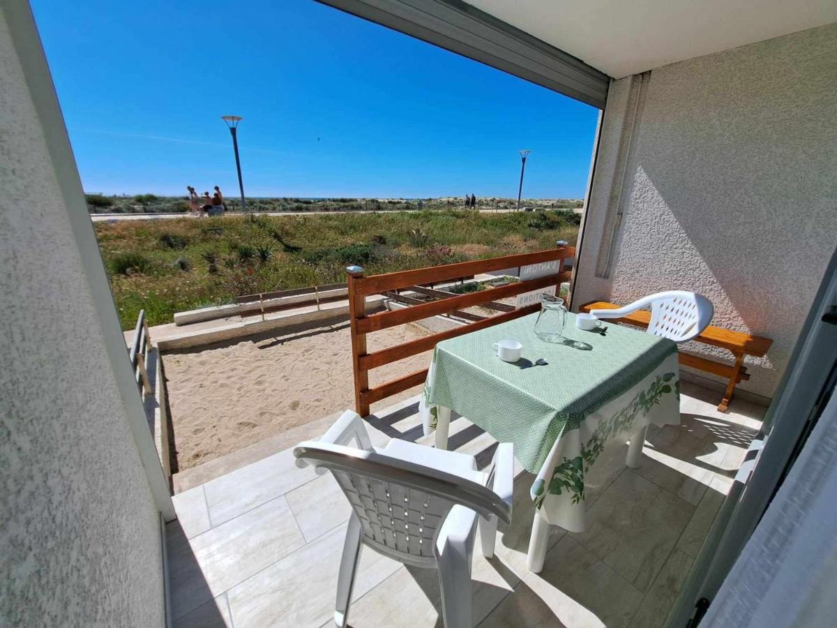 Appartement rénové 2024, face à la mer, parking privé, terrasse, idéal famille! - FR-1-326-620 - B&B