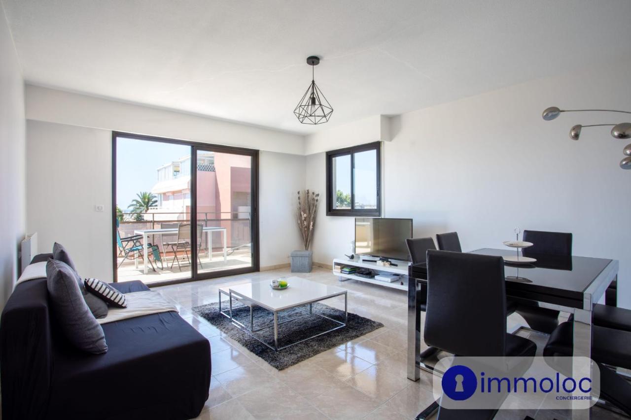 Air-conditioned apartment with park and swimming pool à Cagnes - Ferienwohnung