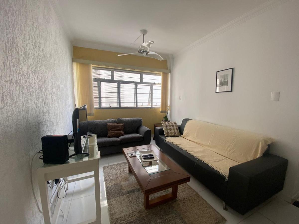 Apto 1 Dorm a 150 mts da praia - B&B Guarujá