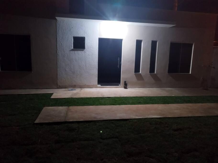 Suíte individual em Três Marias - 2km da praia - Ferienwohnung Três Marias