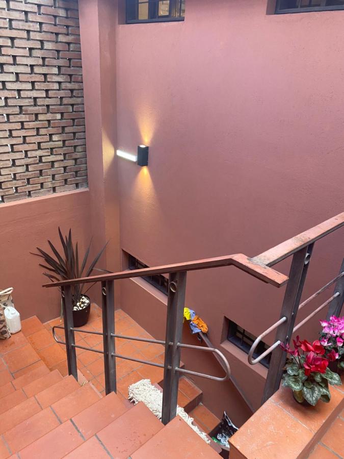 Garibaldi Apartments - B&B
