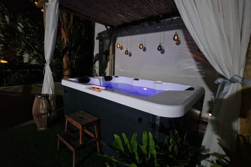 E&G Relax Homes-E Cozy Studio with jacuzzi - B&B Kissamos