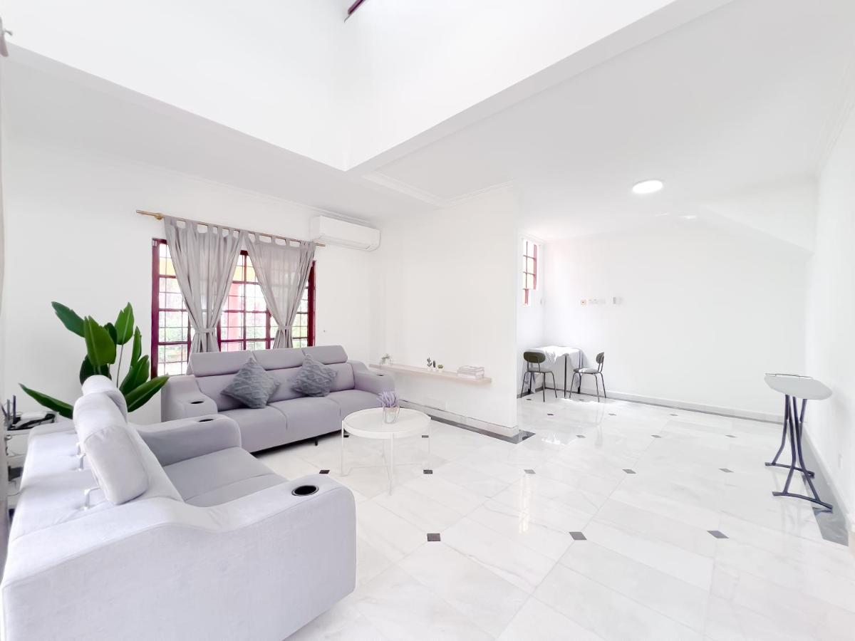 Bukit Damansara 84 by Manhattan Group - Ferienwohnung Kuala Lumpur