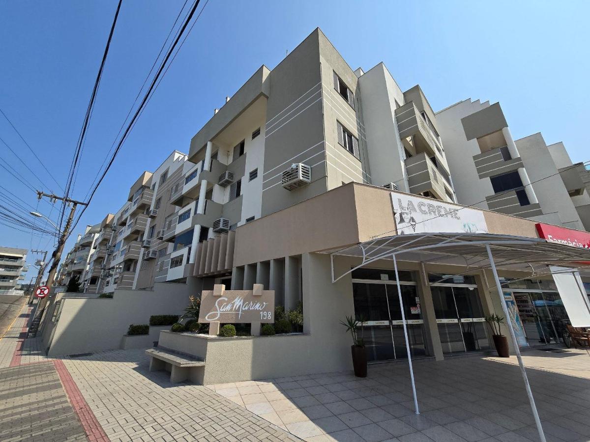 Edifício San Marino - Ferienwohnung Bombinhas