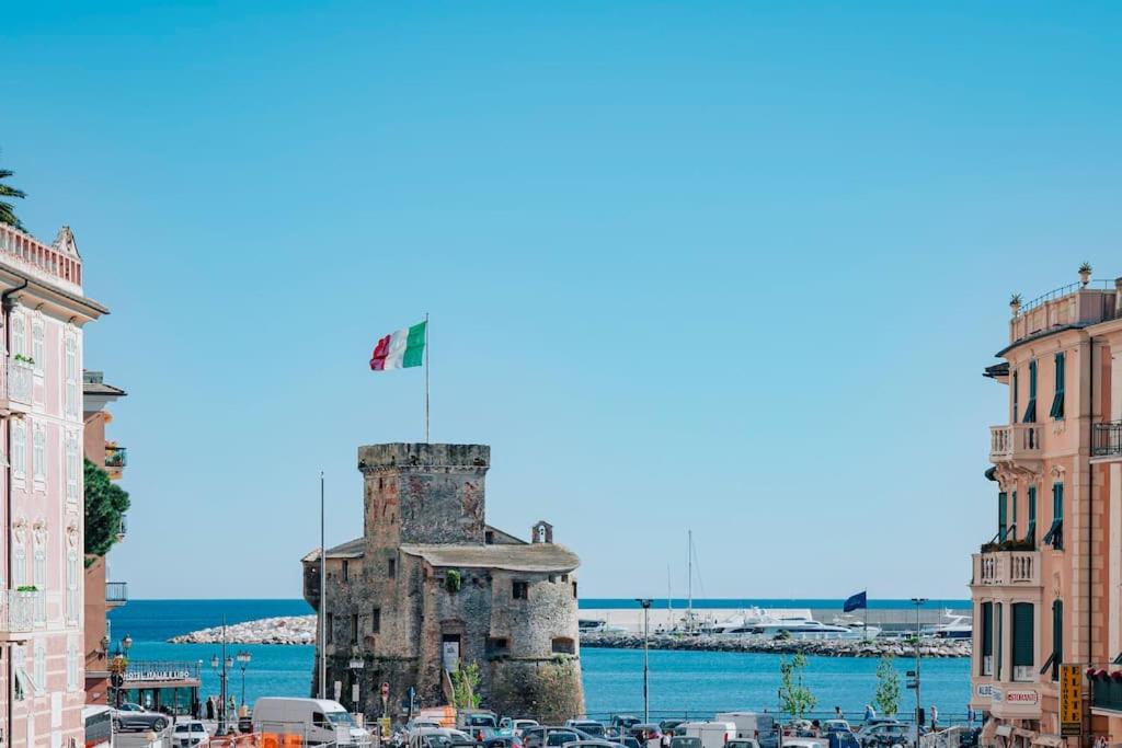 Rapallo Centro - 10 Posti Letto - B&B Rapallo