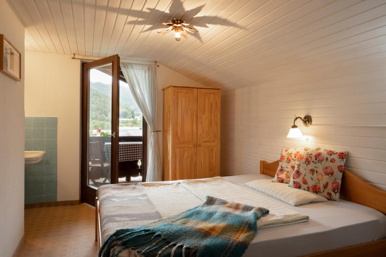 Single Room with Shared Bathroom and Balcony