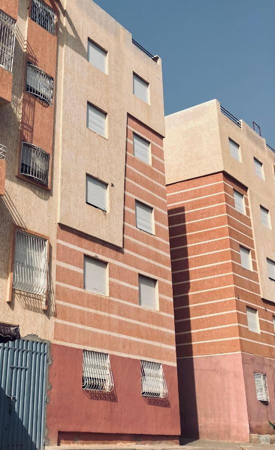 WiFi & Smart TV & Netflix & Free Parking & Full Kitchen & Heating & Washing Machine - Ferienwohnung