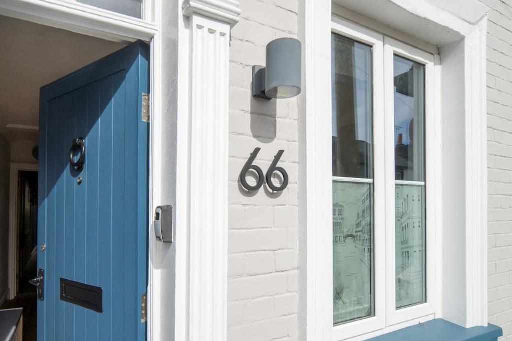 Captain's Cottage - Central West Cowes - Spacious, entire 1-bed home - Ferienwohnung