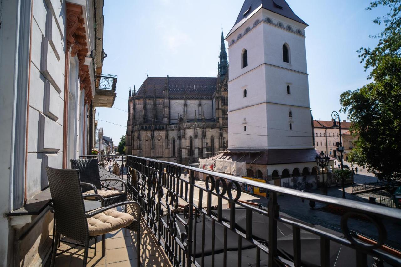 Luxapart BIG 12people apartment - Ferienwohnung Košice