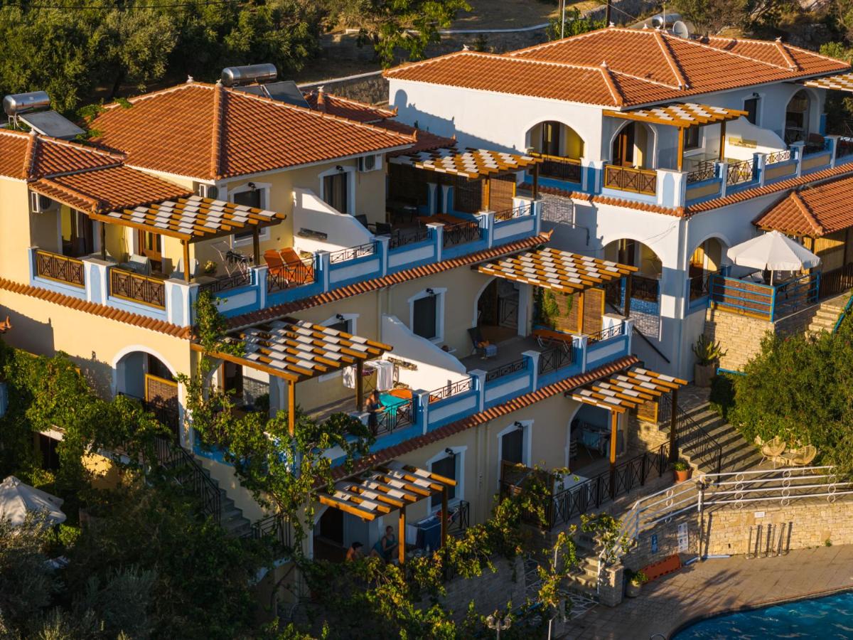 Apartamento 1 dormitorio con vistas al mar y terraza