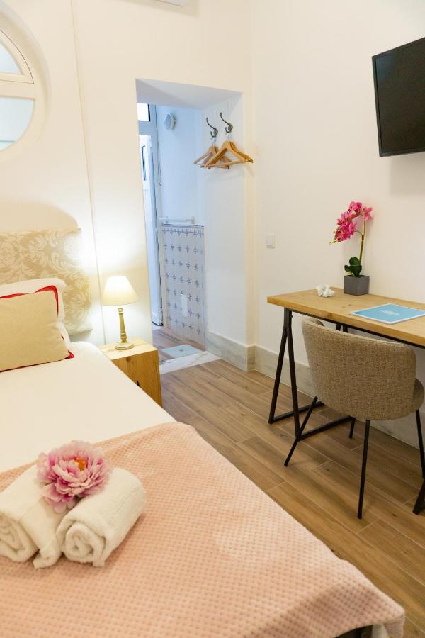 Camera Singola con Bagno Privato