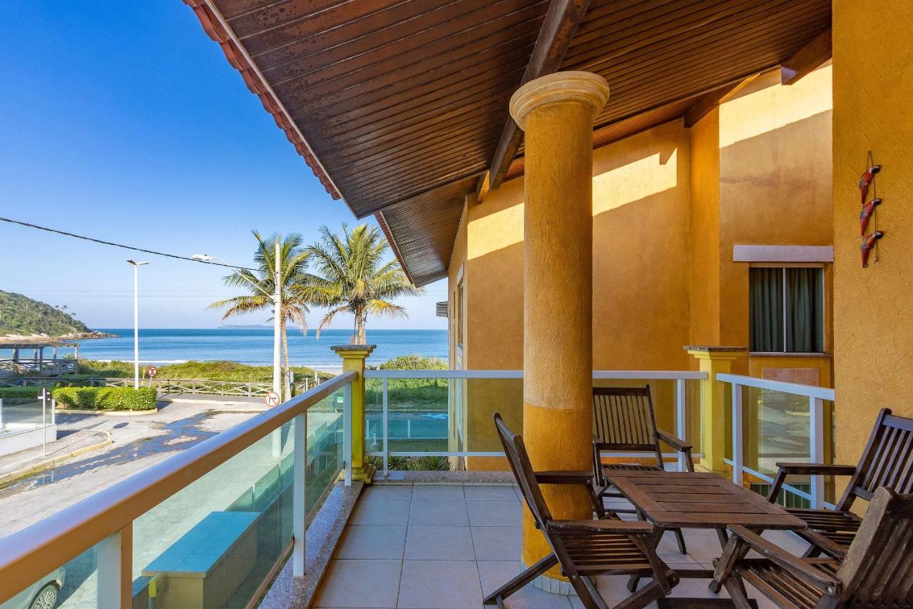 Jardim 4Ilhas 203 – Aconchegante Apartamento com Vista para o Mar, a Poucos Metros da Praia de Quatro Ilhas. - B&B Bombinhas