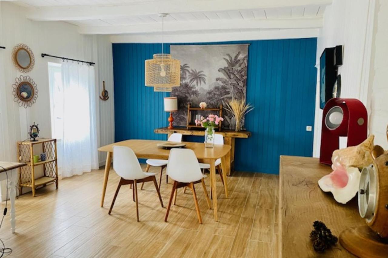 Charming house near Ile de Ré with terrace - B&B Nieul-sur-Mer