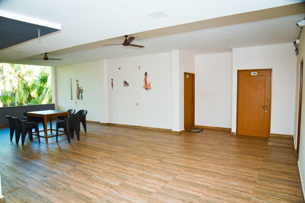 Wayne's Nest Calangute Goa - B&B Calangute