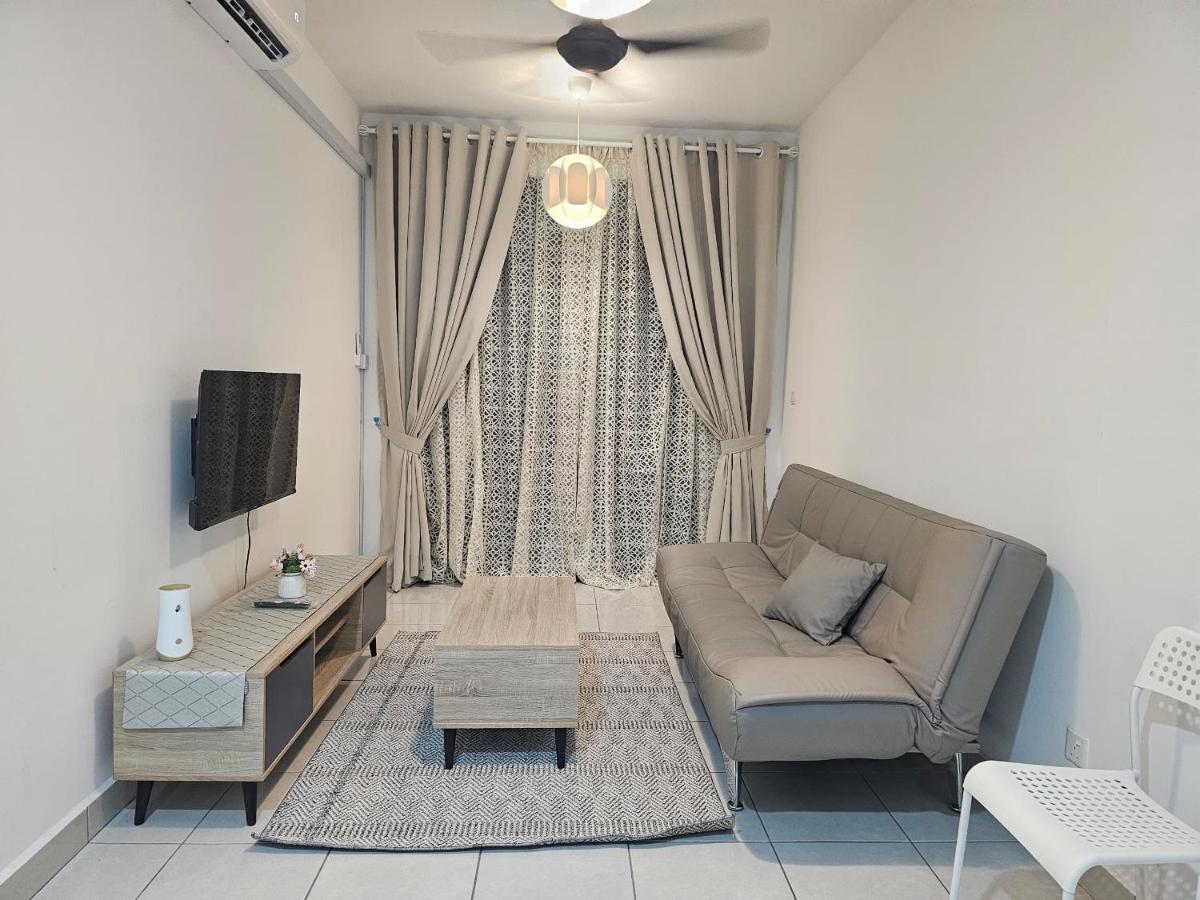 Zuta Homestay - B&B Papar