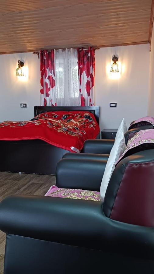 Lotus Homestay - B&B Darjeeling