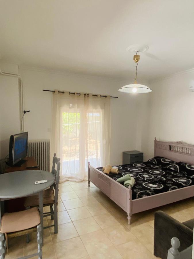 Kalamaki Philoxenia - Bed and Breakfast Athene