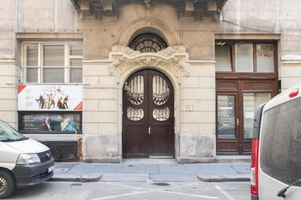 Révay 20 Suites by Corall - B&B Budapest