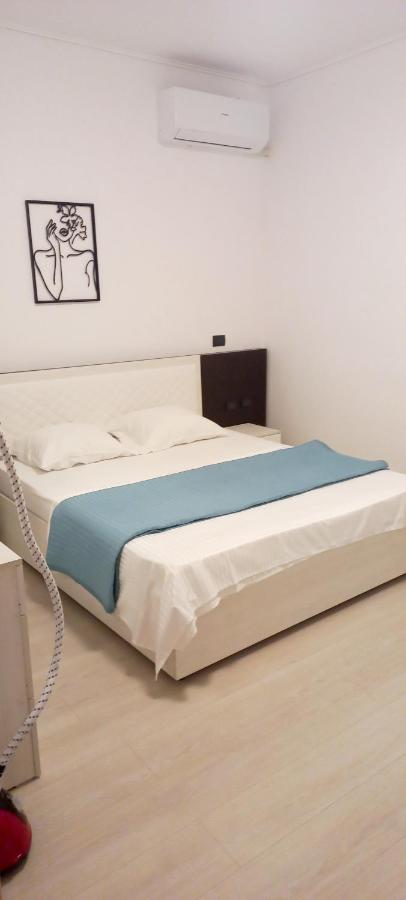ART Apartment 1 - Ferienwohnung Durrës