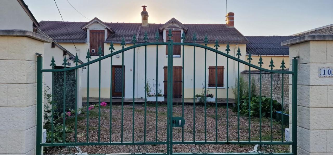 Belle maison a Brizay - Ferienwohnung