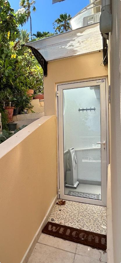 Bayside Paradise Apartment, minutes from the beach - B&B