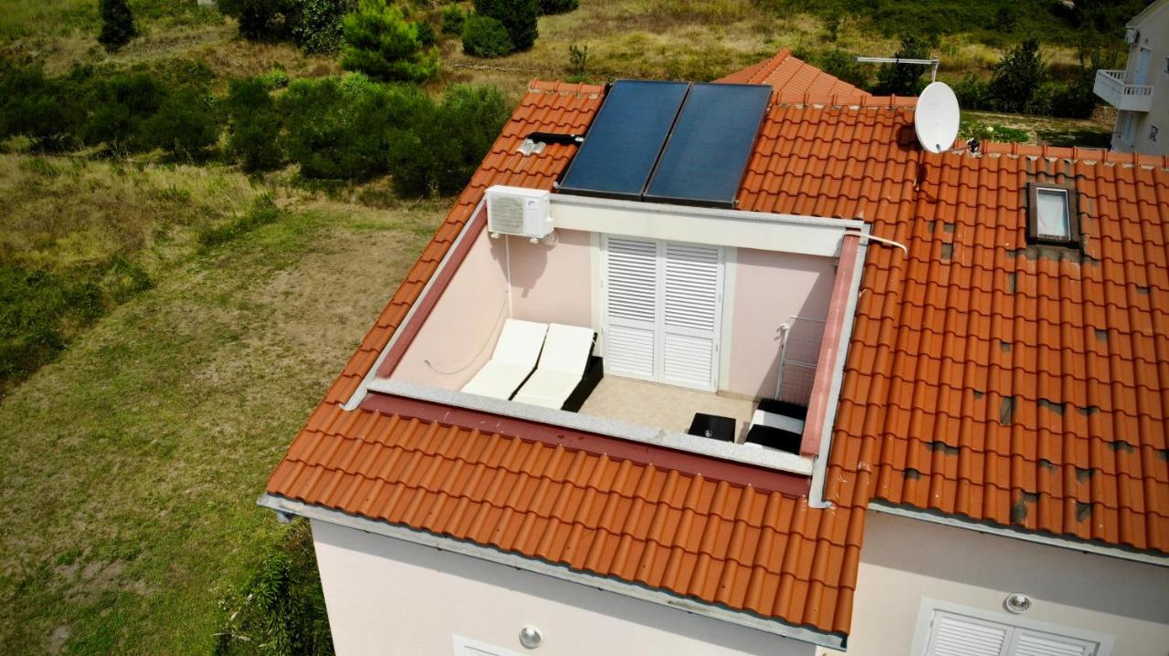 Apartments Maričić Rab Island - B&B