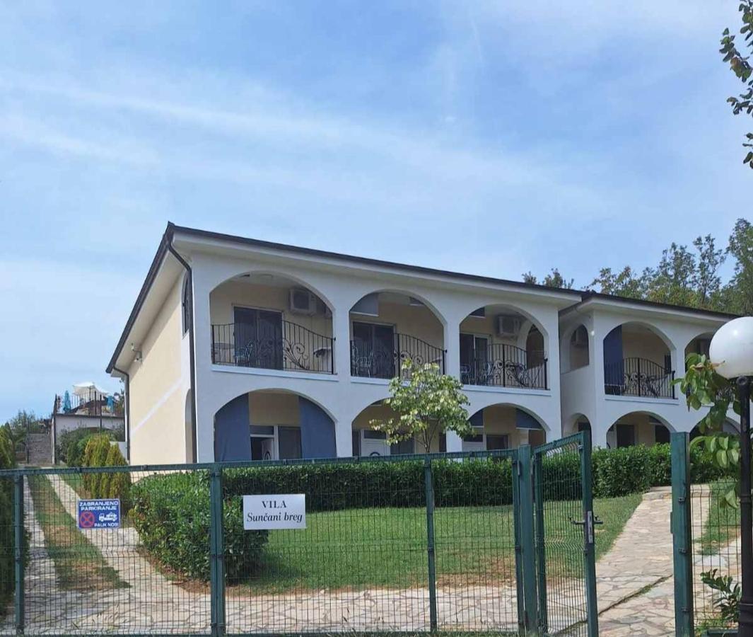 Apartmani MAJ - Ferienwohnung Vrdnik