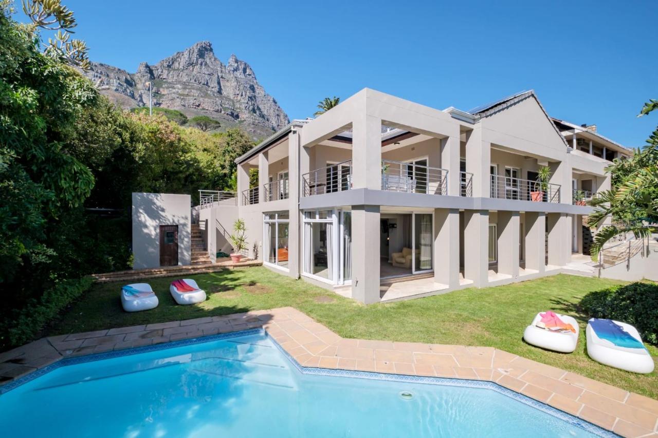 100 Geneva - B&B Cape Town