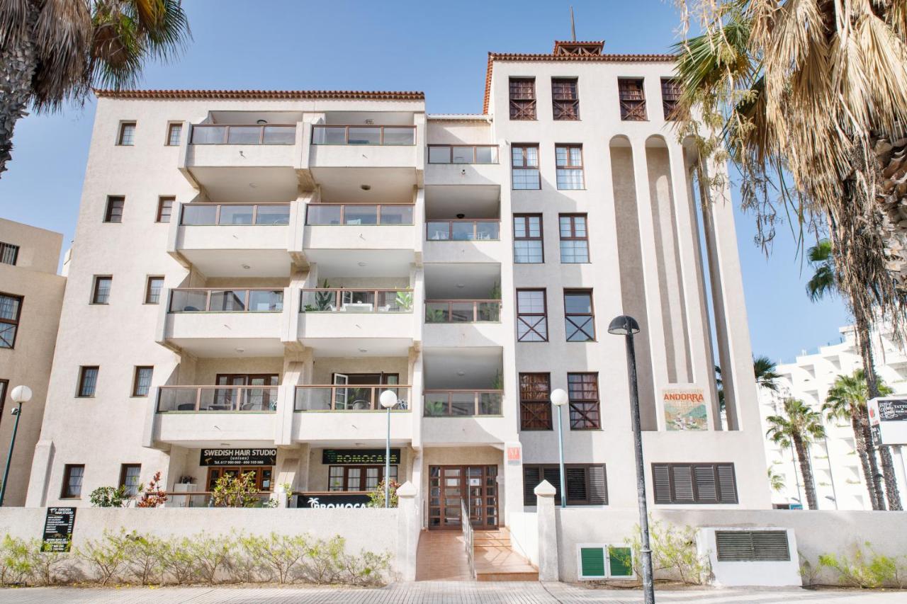 TMS Andorra Luxury ApartHotel, Las Americas, Pool&Beach - B&B