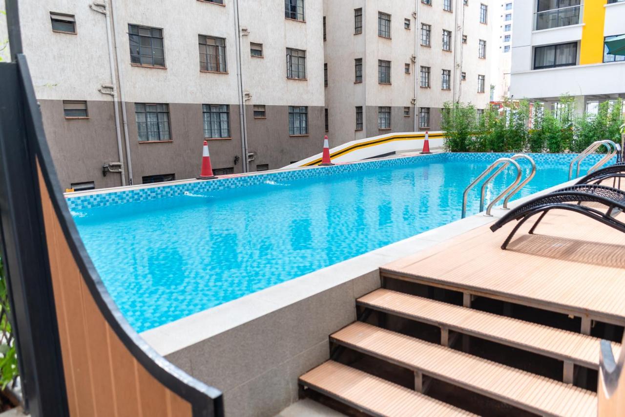 Cozy studio apartment with Heated pool, Kilimani - B&B