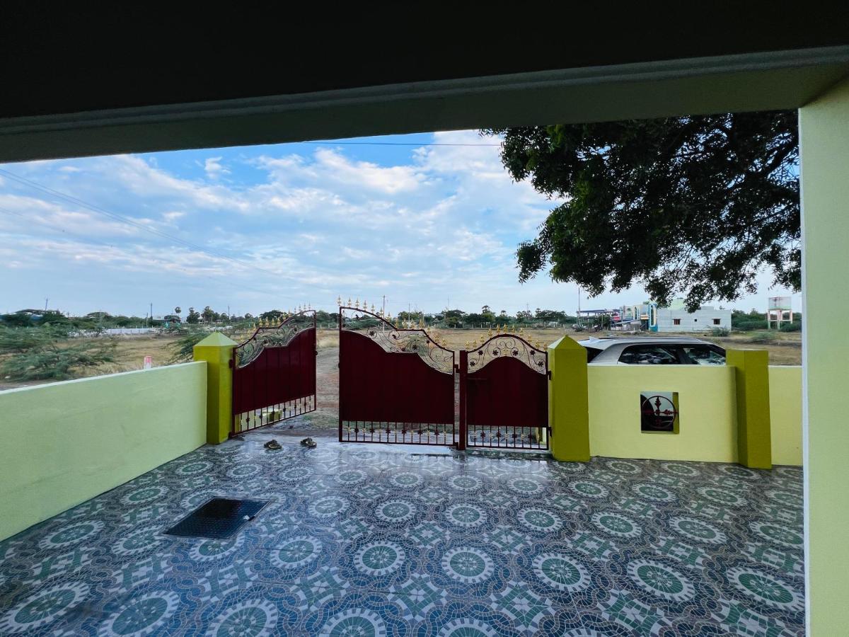 Viky villa - B&B Velankanni