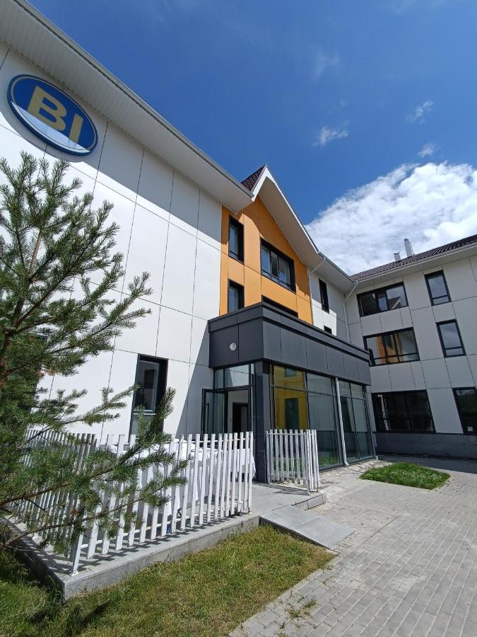 Promenade Burabay Ikea room halal-apartments (no alcohol, no unmarried couples) - B&B Būrabay