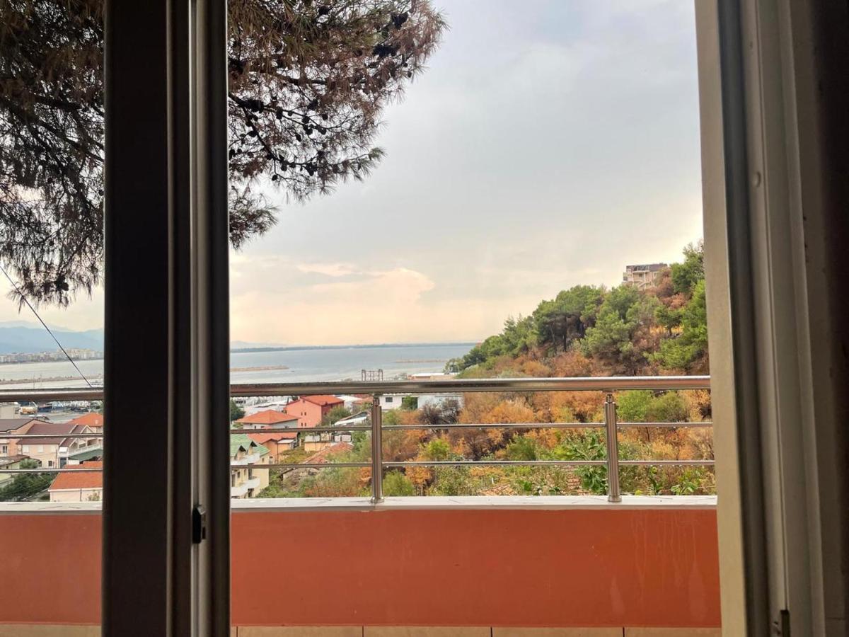 Vila Frroku - B&B Shëngjin