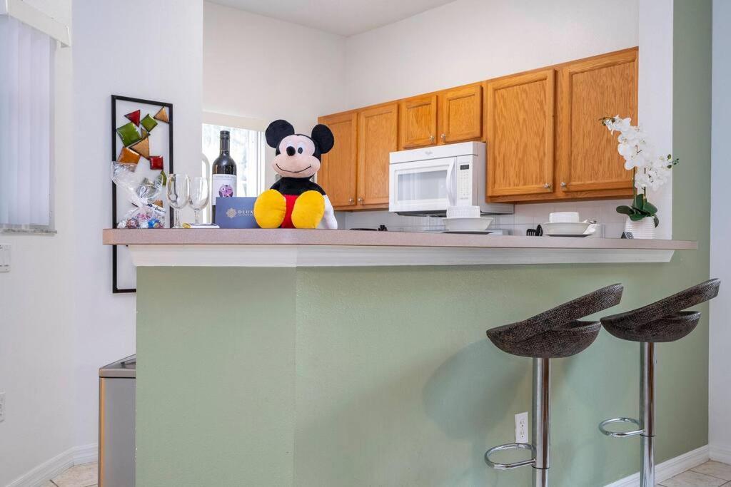 Cozy 3Bed Townhome 8 Miles from Disney 1123 - B&B Kissimmee