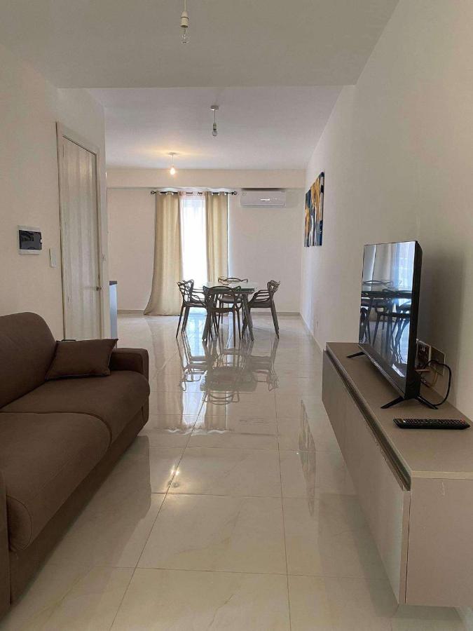 Our Xlendi Apartment - Ferienwohnung