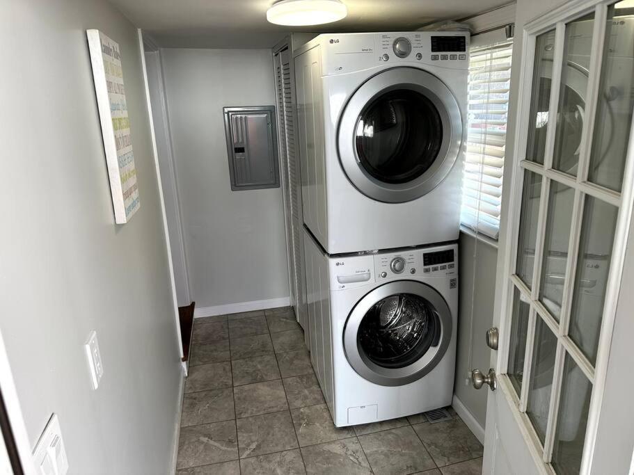 More Than A Beach Apartment - B&B Marshfield