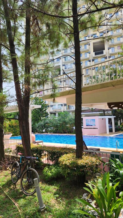 1BR Northpoint Condo Free Airport pick up for 3 nights stay or more - Bed and Breakfast Cabaguio
