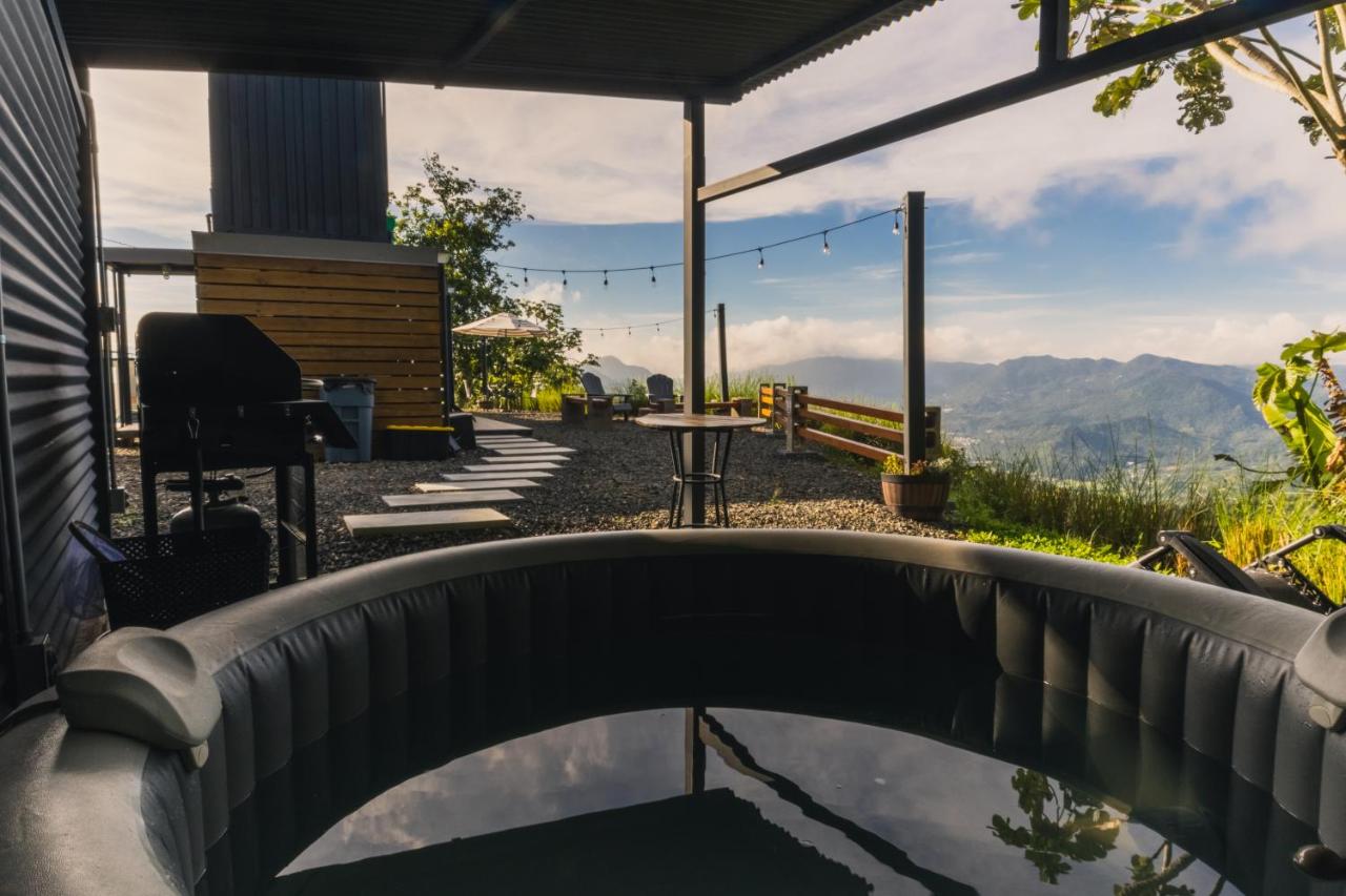 Ferrous Paradise - Tiny Container home in Adjuntas - Ferienwohnung