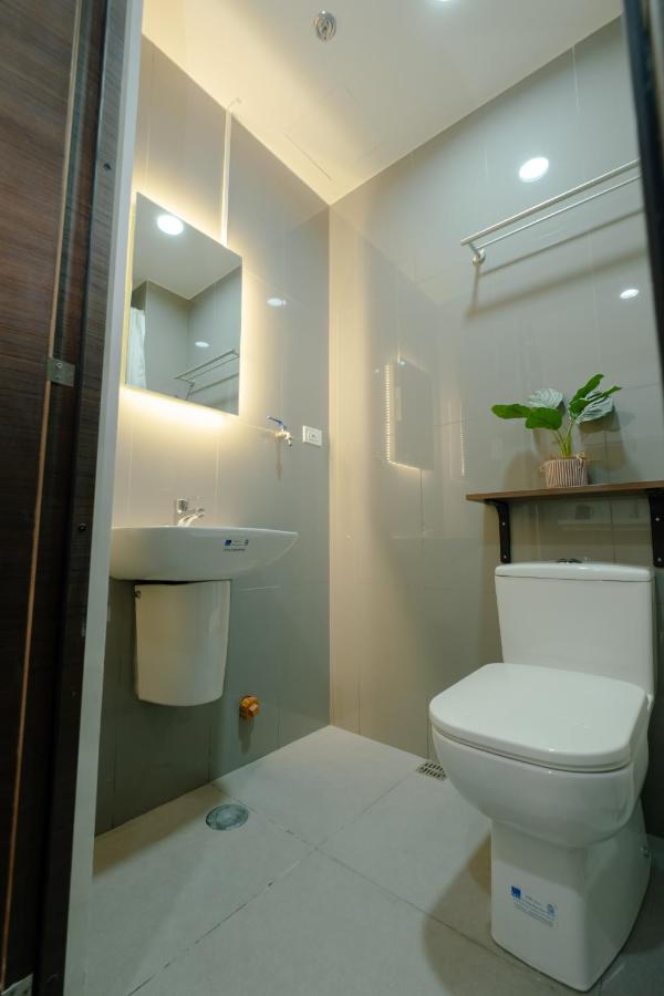 Modern Living 1 Makati - Bed and Breakfast Manilla