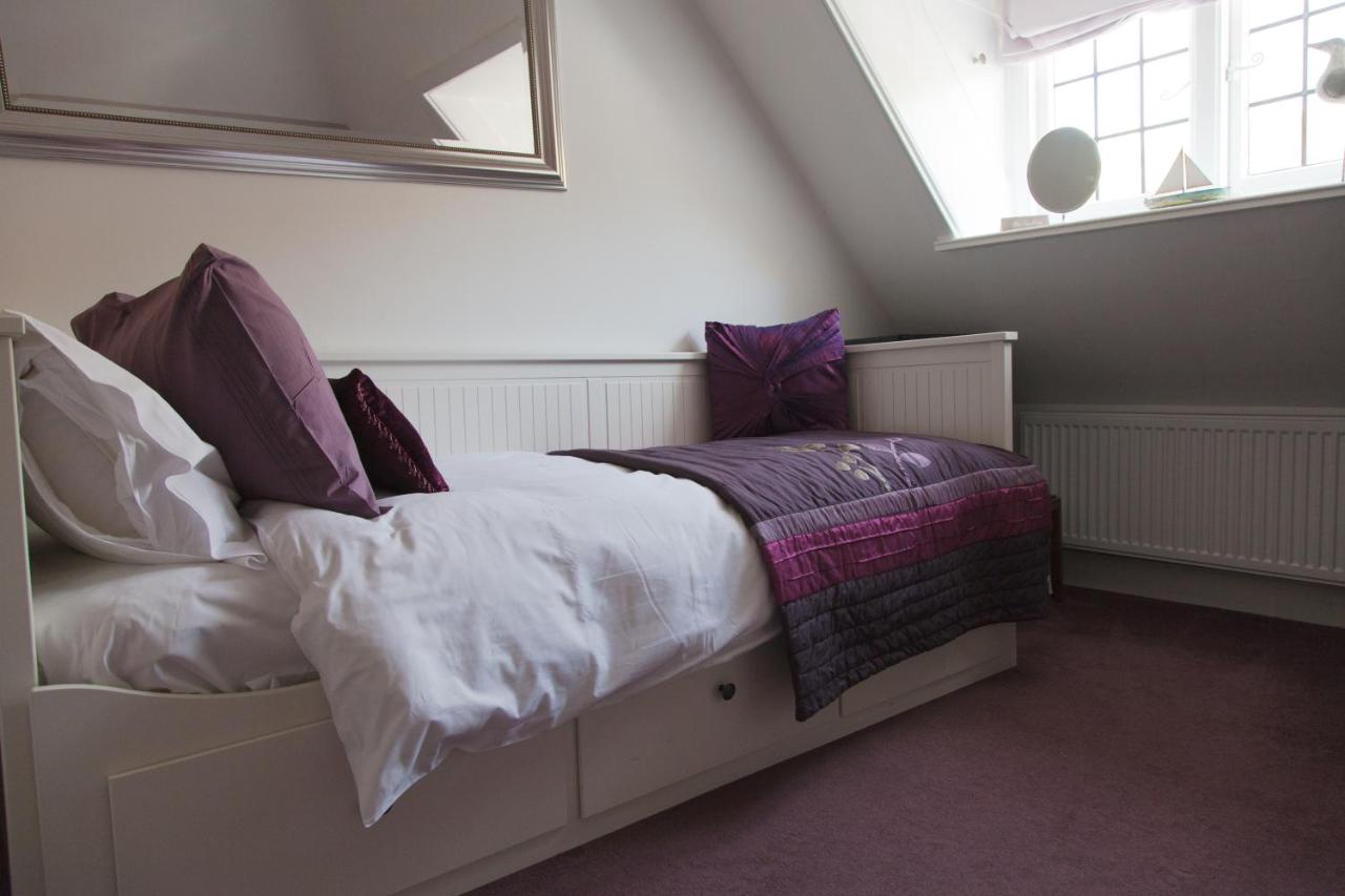 Budget Single Room