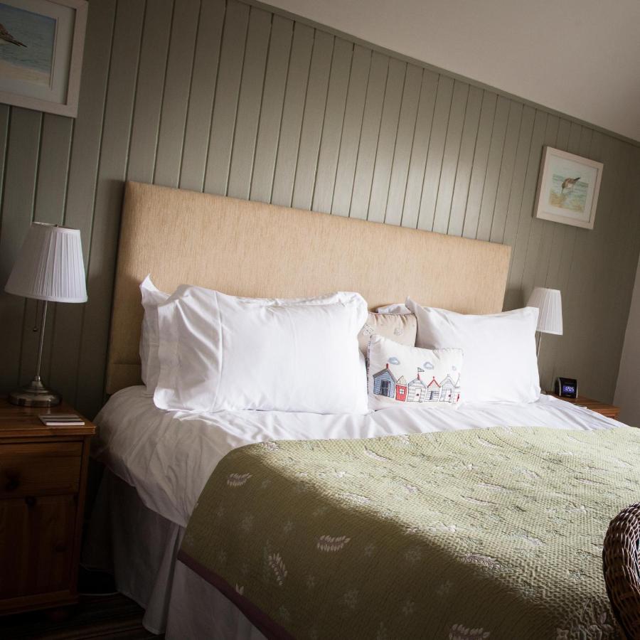 Deluxe Double or Twin Room with Garden View