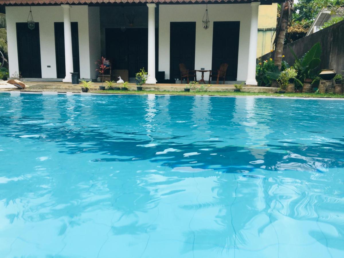 Villa Conch by Om - B&B Hikkaduwa