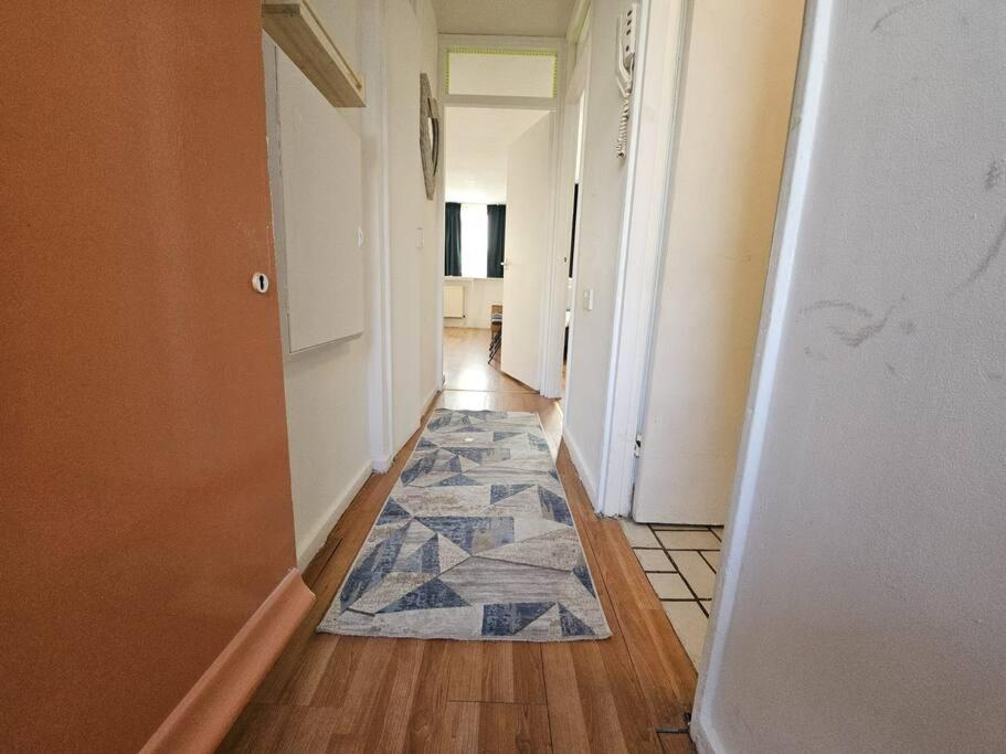 City Residence Steps from Kings Cross Station! - B&B London