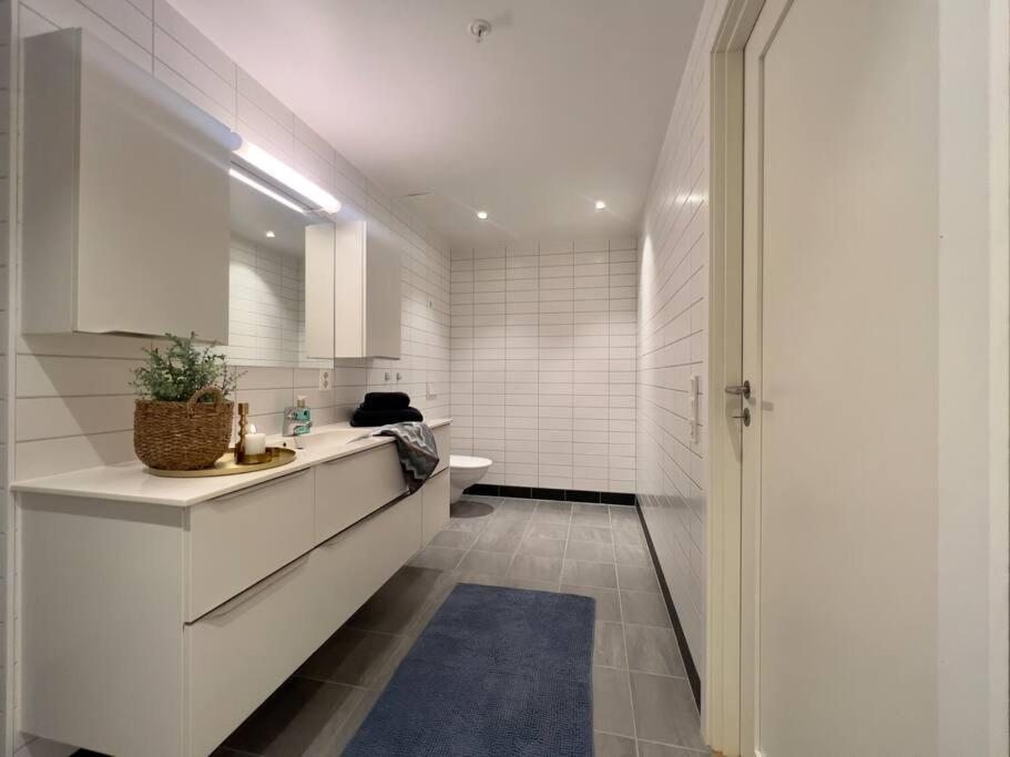 Sentral penthouse leilighet i Tromsø - Ferienwohnung Guleng