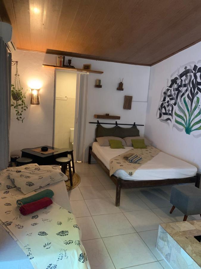 Dreibettzimmer mit Badewanne