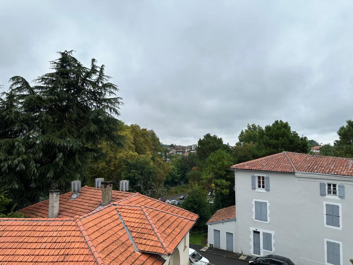 L'Élégance Montoise - Plein Centre - Tout Confort - Chambres d’hôtes