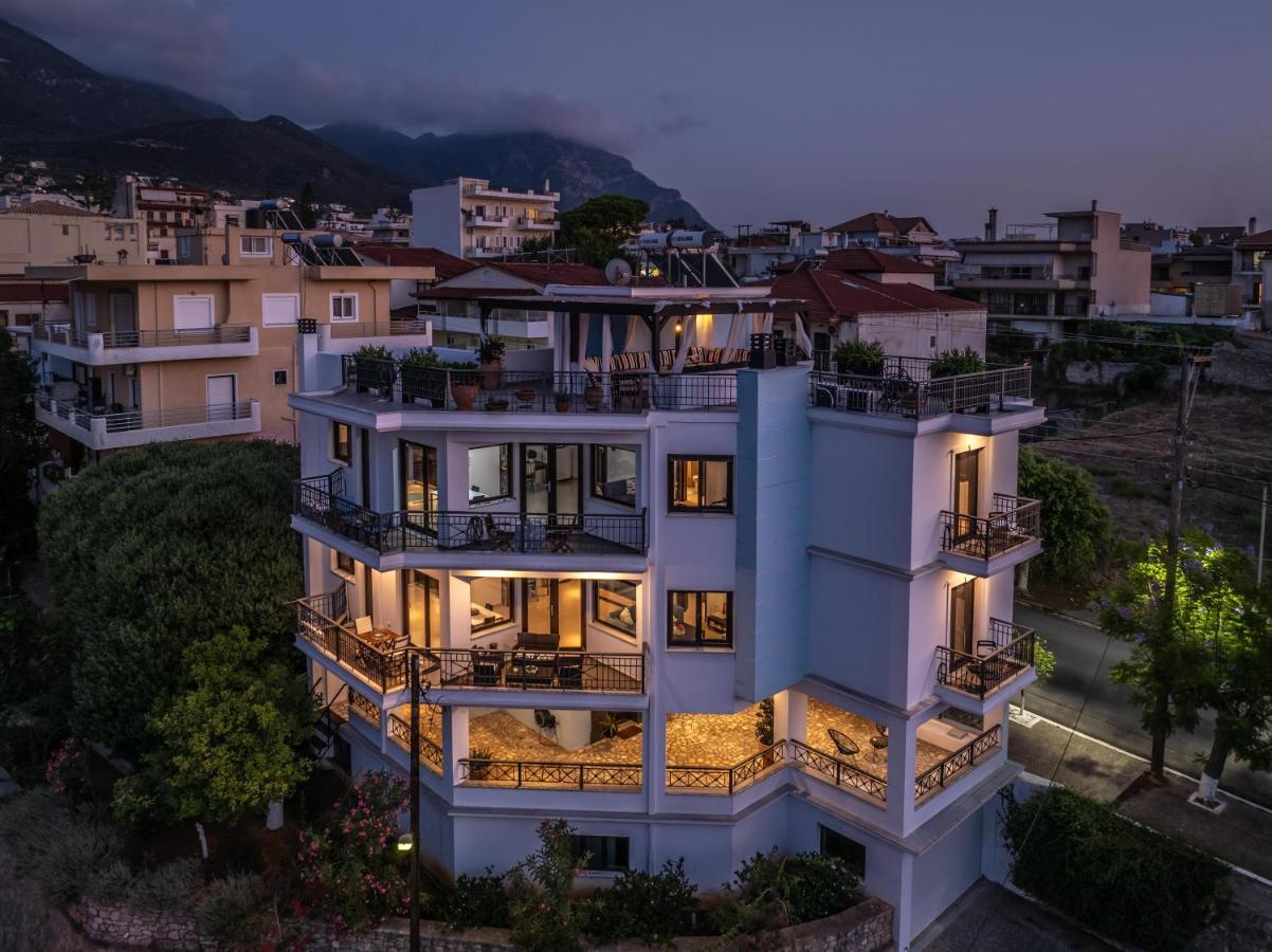 Magical Seaside Town Boutique Apts 1 - B&B