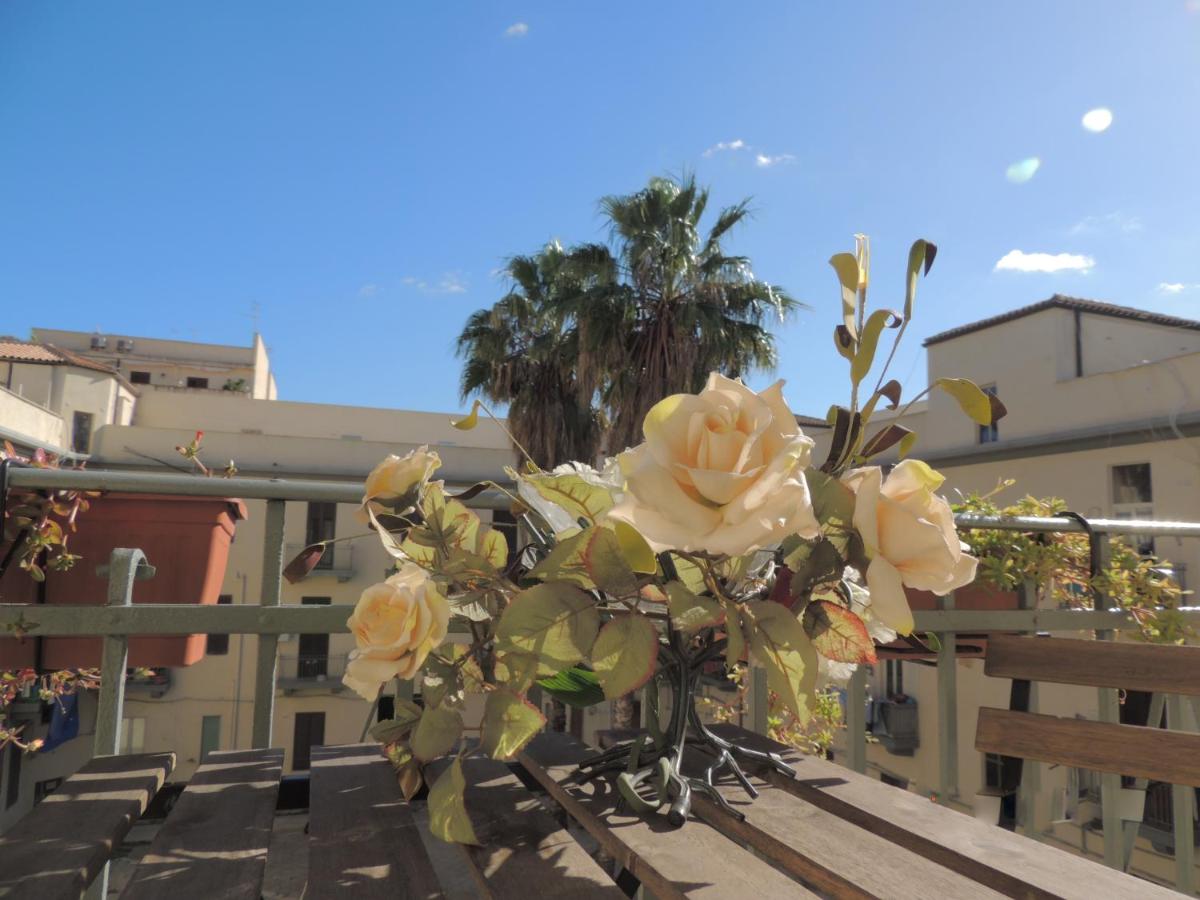 Dreibettzimmer mit Balkon