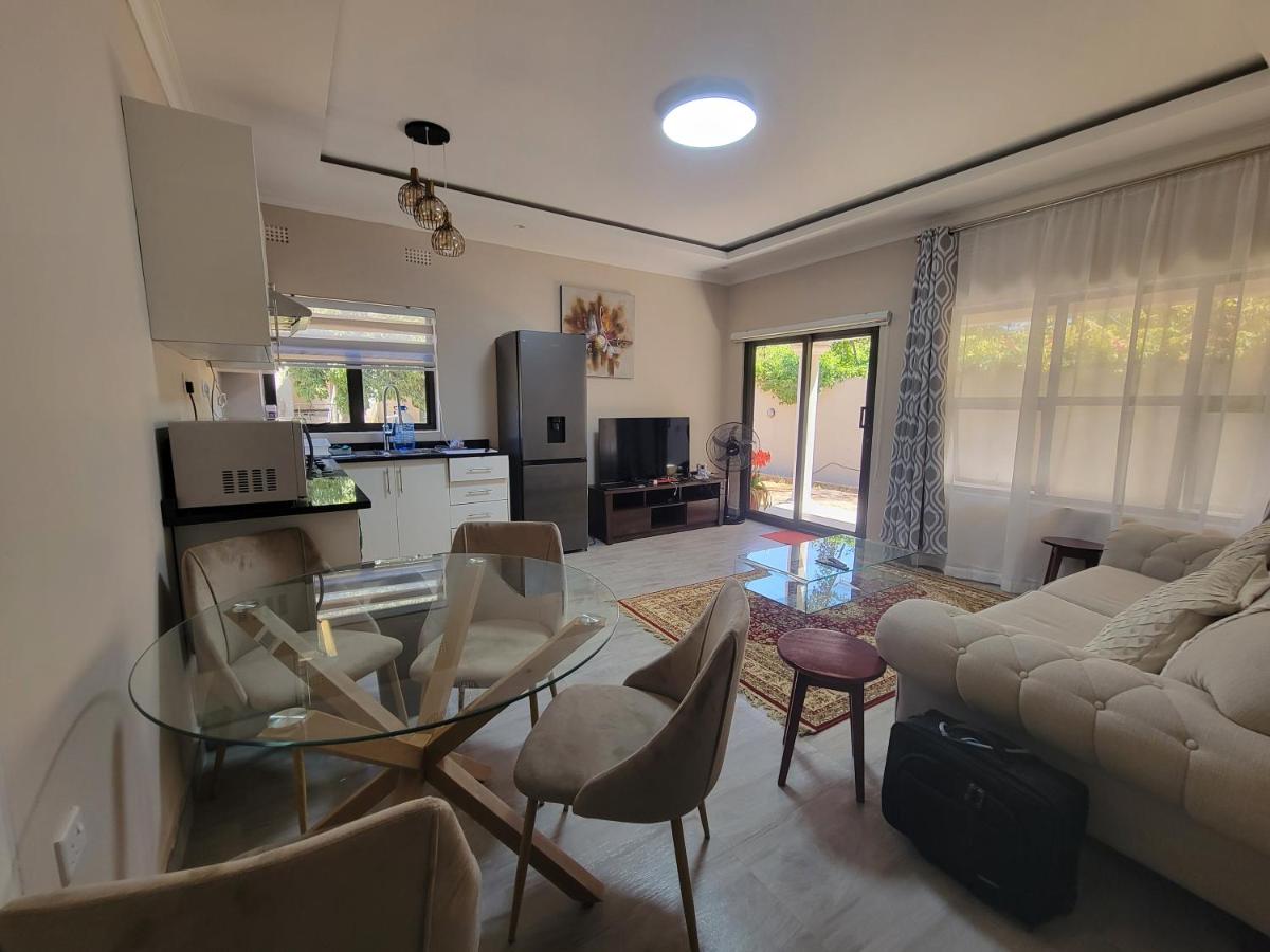 Sable Suites C1, 1 Bed Apartments in Kabulonga - B&B