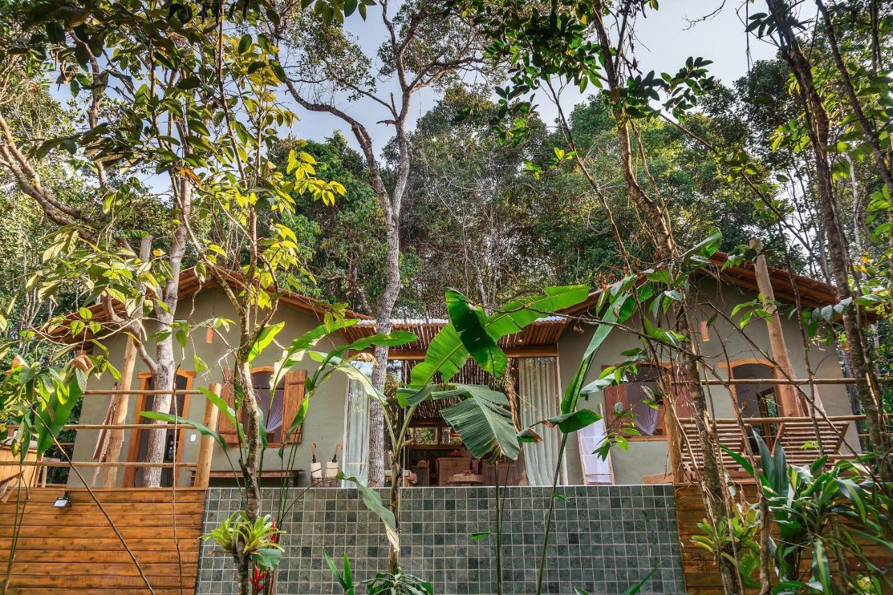 Casa Caqui Trancoso - Cravejada em reserva natural - B&B